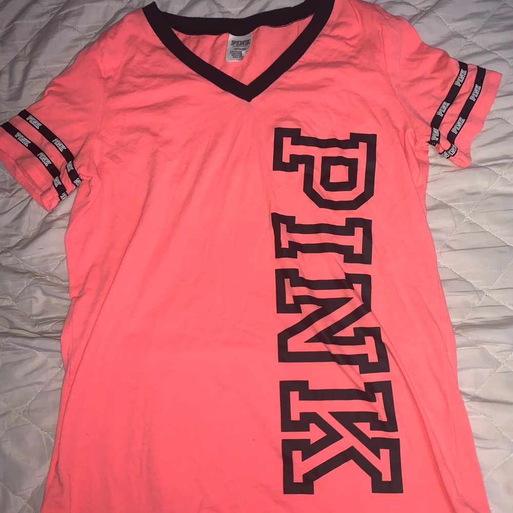 Pink t shirt!!